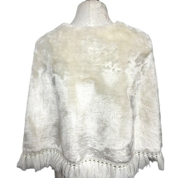 Vintage 60’s 70’s Handcrafted White Faux Fur Capelet With Fringe - Picture 7 of 13